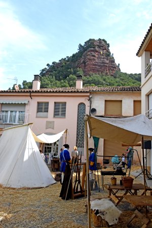 Recreació d'un campament del s. XVIII a Vacarisses Recreació d'un campament del s. XVIII a Vacarisses