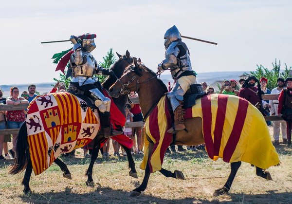 BARONIA D'ÒDENA, La fira dels castells i terra de Frontera